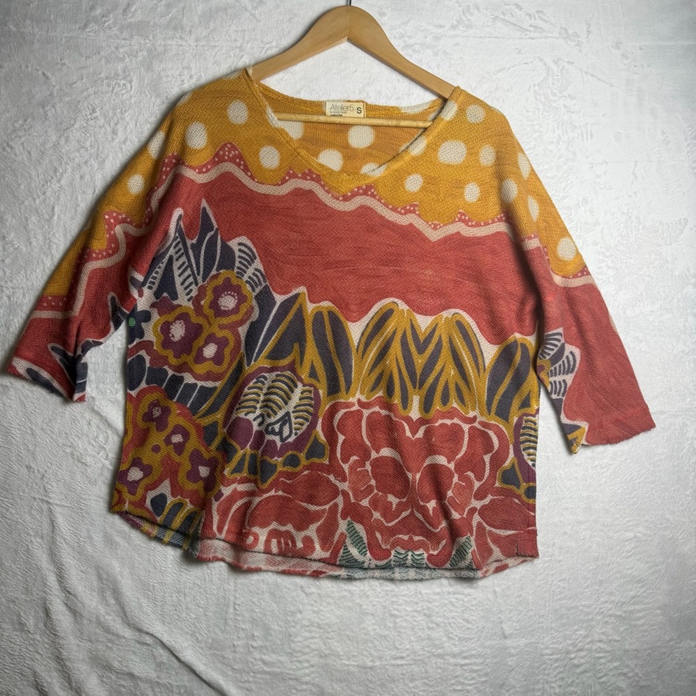 Atelier5 Women’s Top by Godze Yilmaz Wearable Art Size S Lightweight Knit